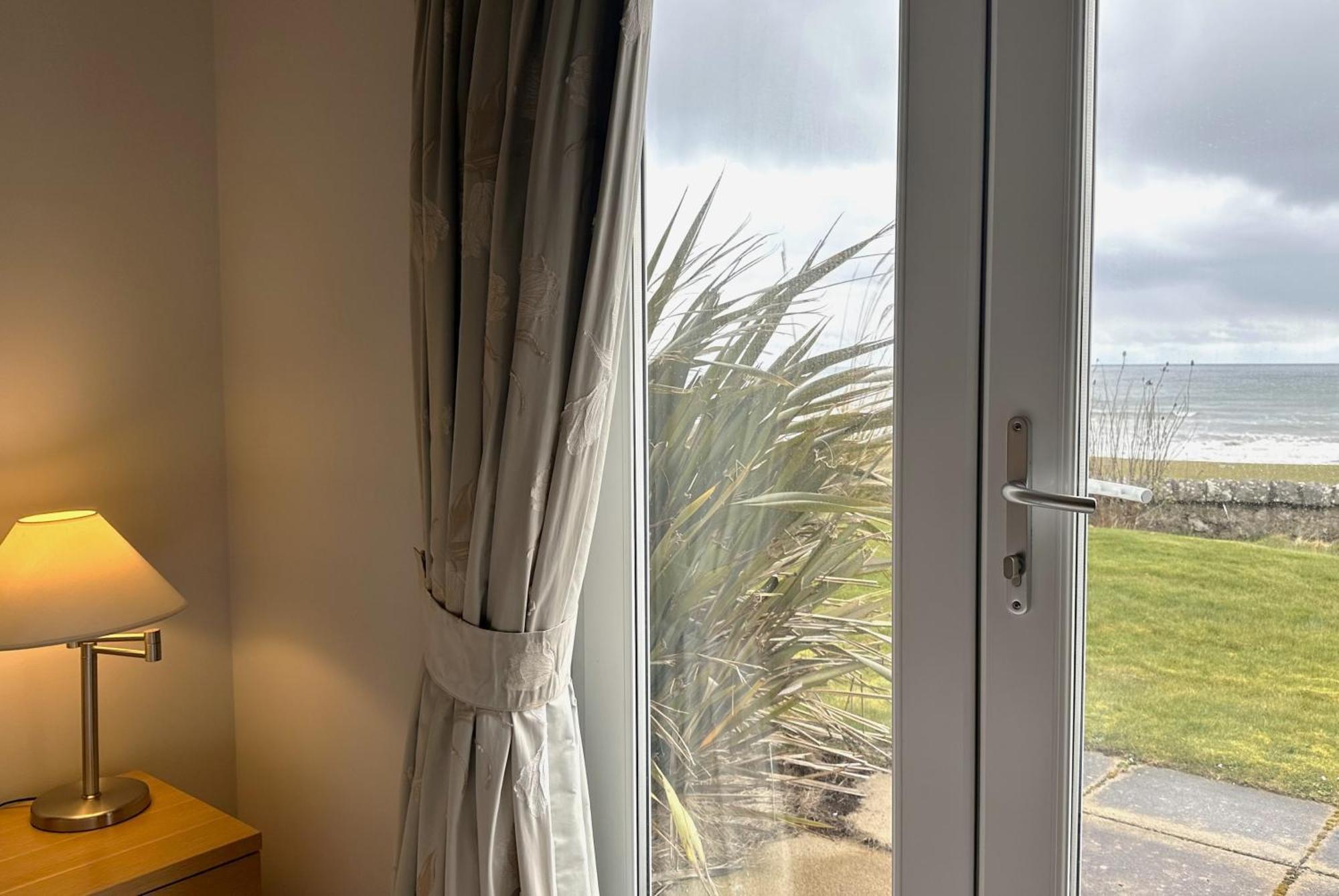 No2 The Links Apartment, Brora Exterior foto